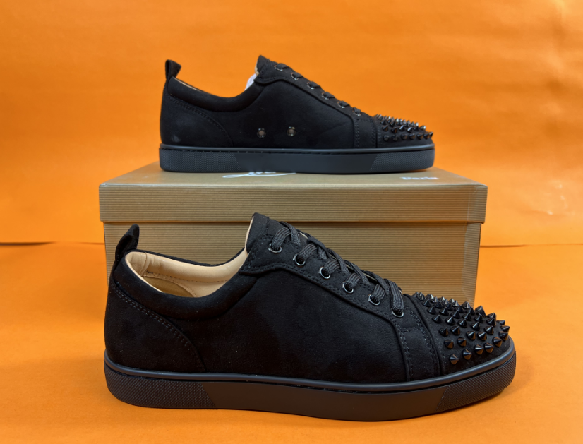 Christian Louboutin Louis Junior Spikes