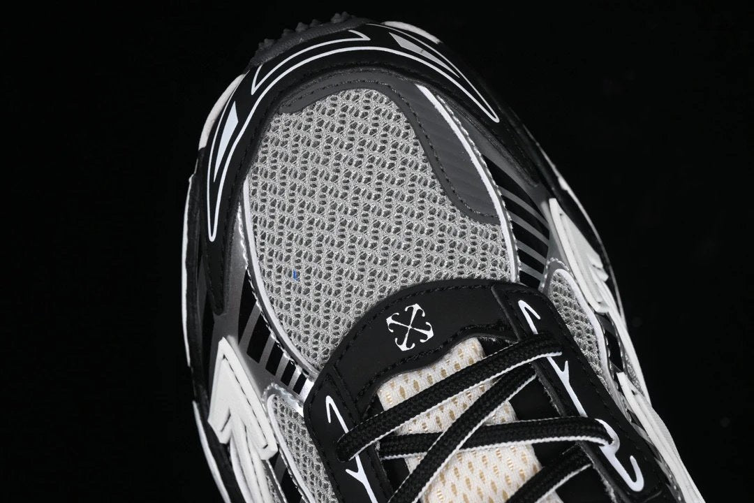 Off-White Be Right Back