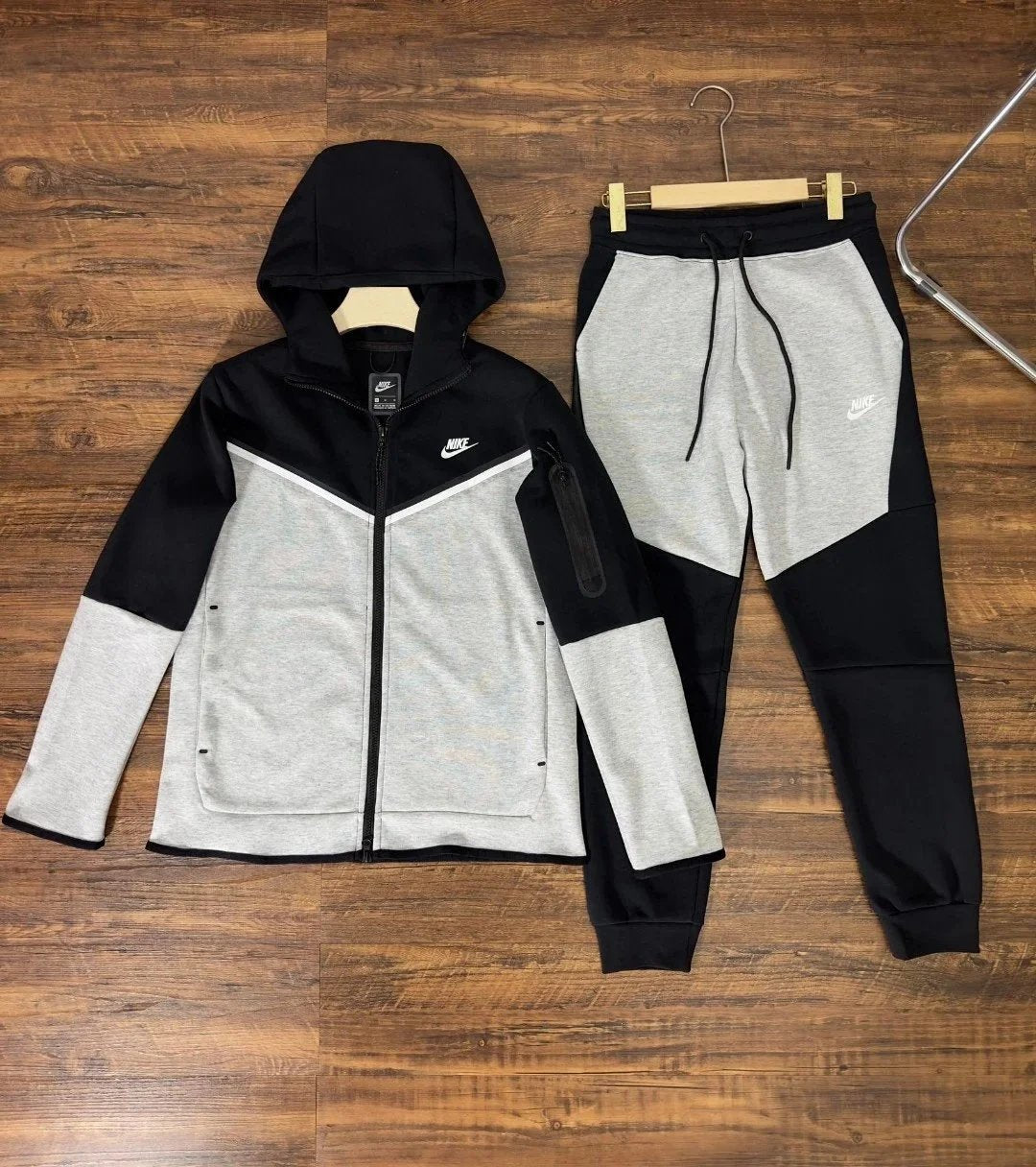 Nike Tech Suit