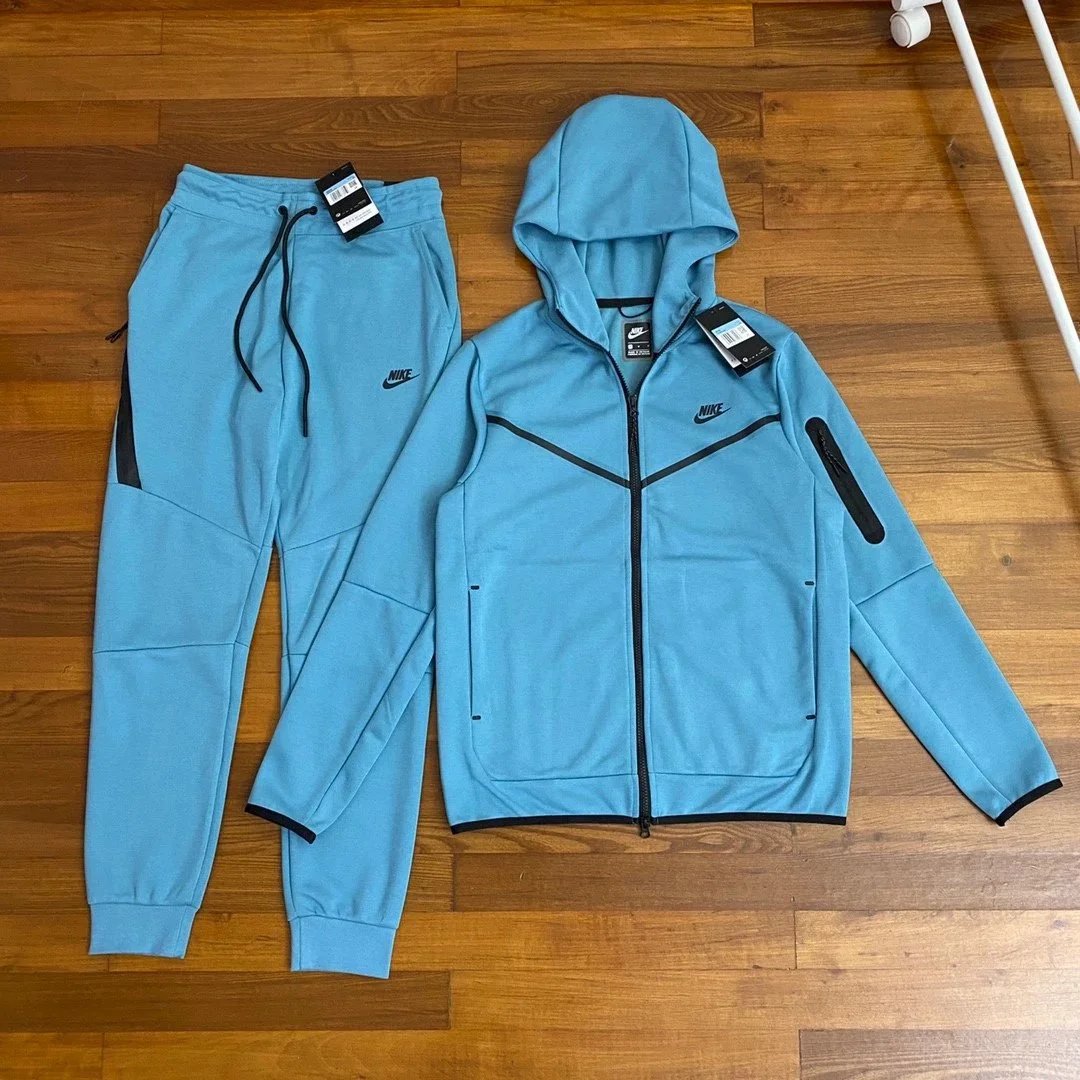 Nike Tech Suit