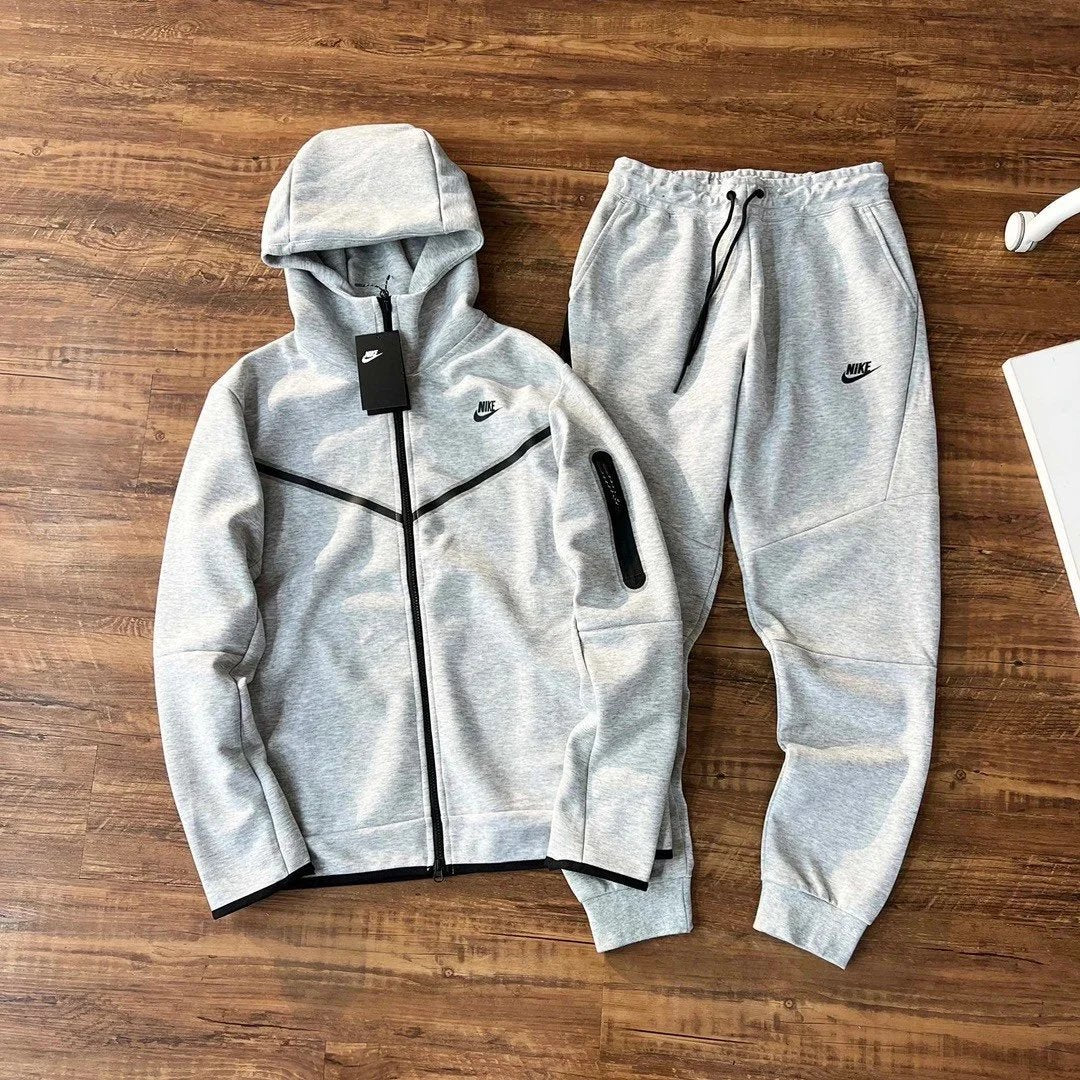 Nike Tech Suit